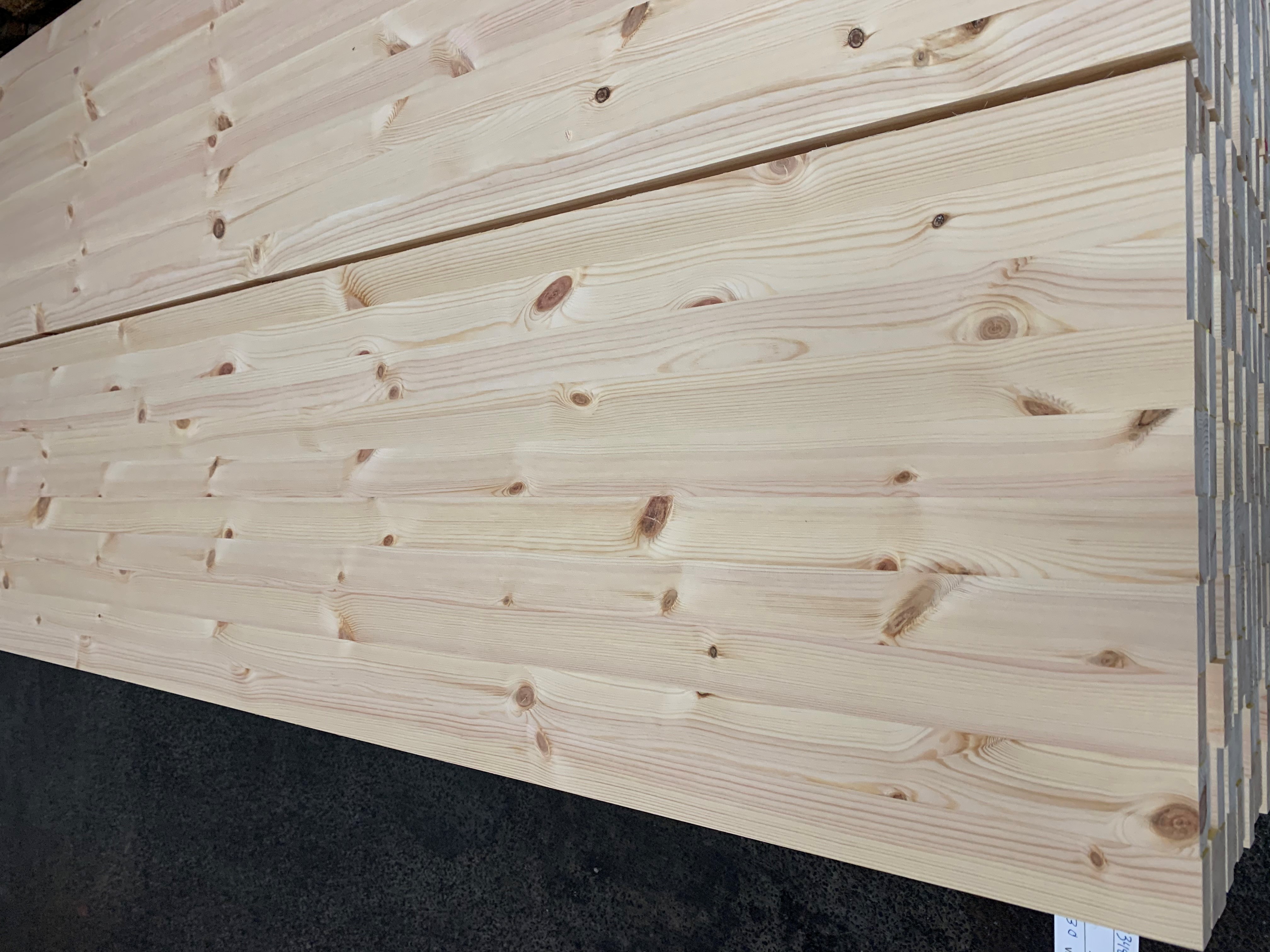 Hilluefni Límtré Fura  120X20 cm, 18 mm þykkt