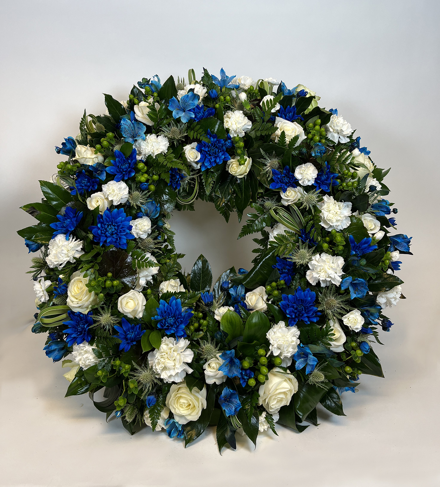 Hringskreyttur útfararkrans 60cm