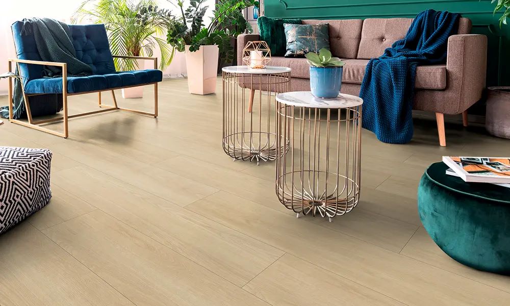 HARÐPARKET 8mm Eik beige 1380x244mm 25109