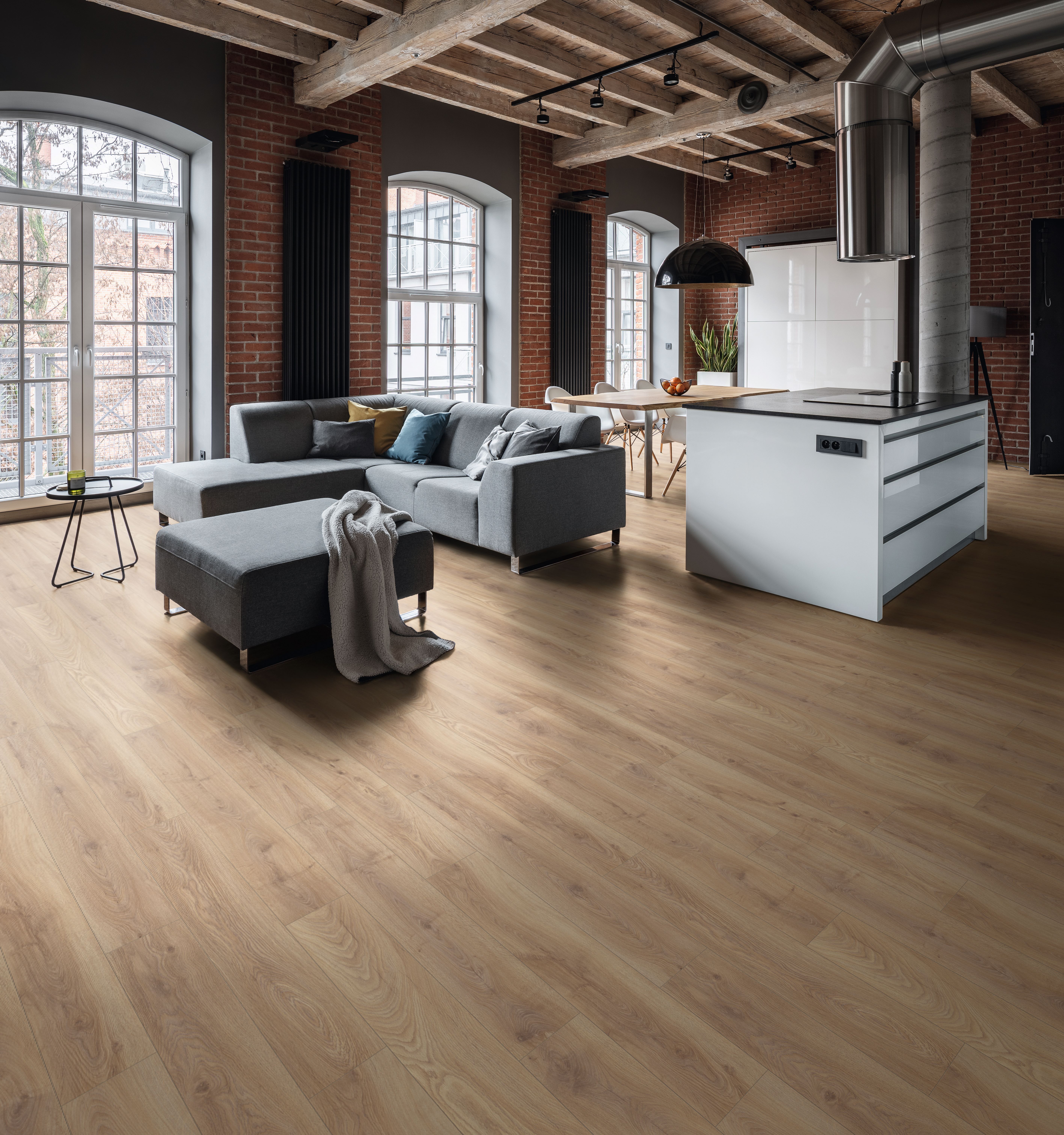 Harðparket 8 mm Eik Biscotti 1288x195 mm, AC4 K453