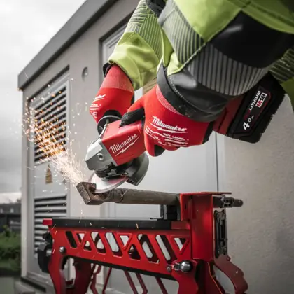 Slípirokkur 18V 125mm 2x4.0Ah Milwaukee