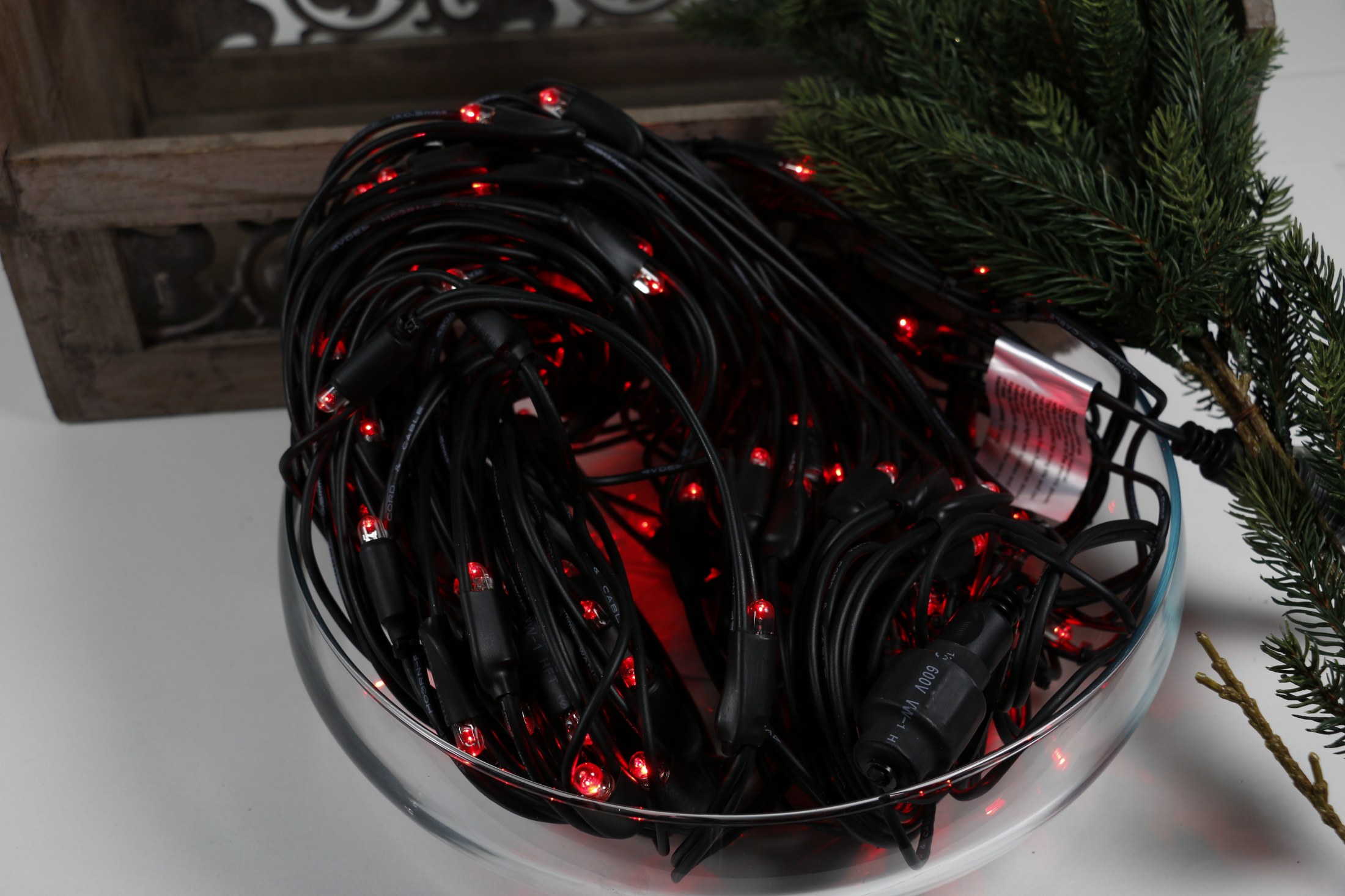 Frost úti netasería í rauðum