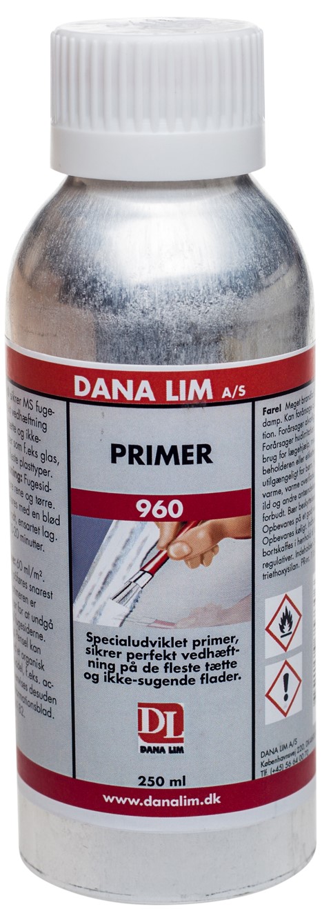 Dana Lim grunnur 960 f/slétta fleti 250ml