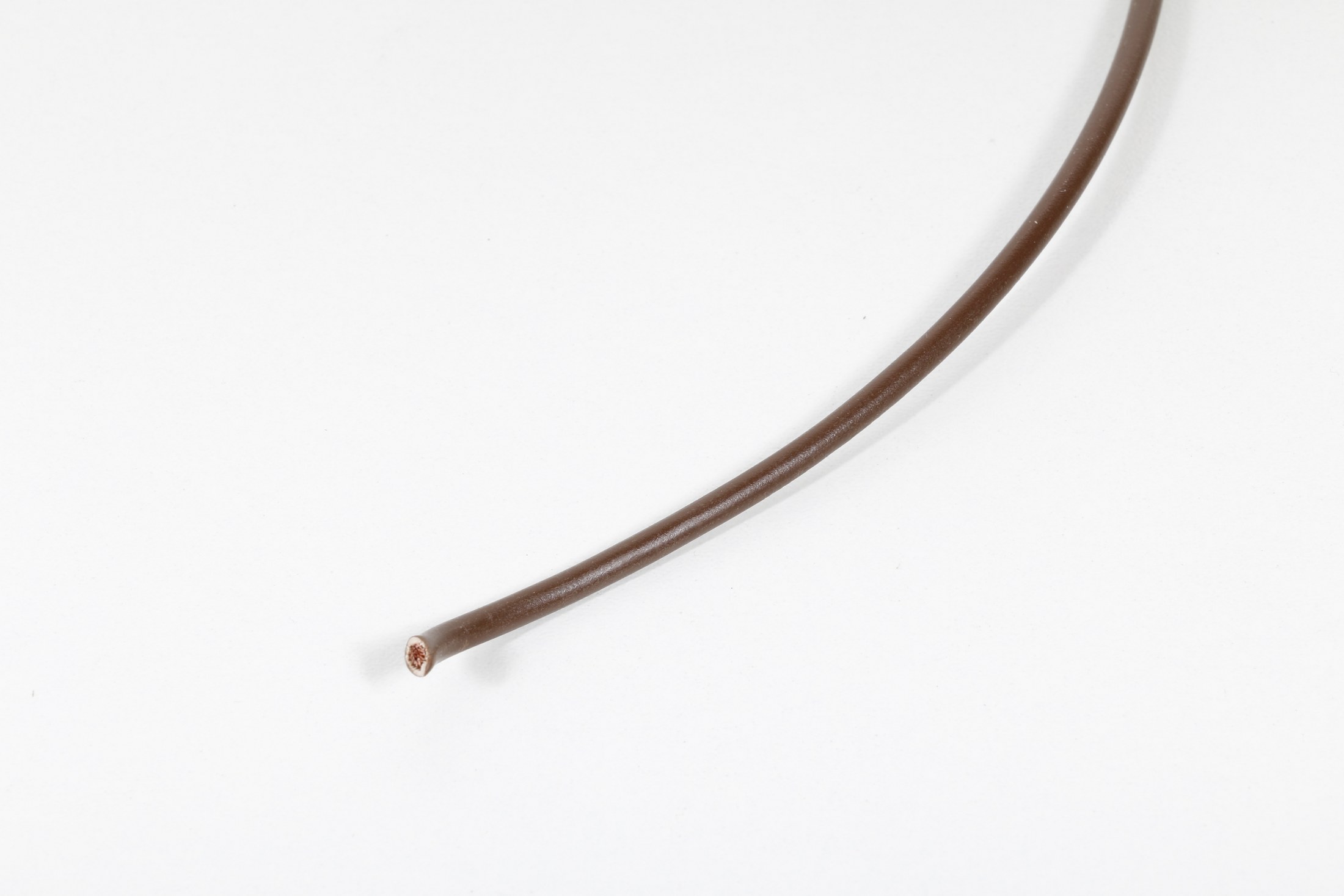 TÖFLUVÍR H07V-K 2,5 MM2 BRÚNN  100m,